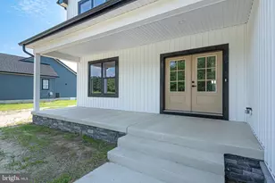 85 King Richard Rd, Berlin, MD 21811 - Photo 2