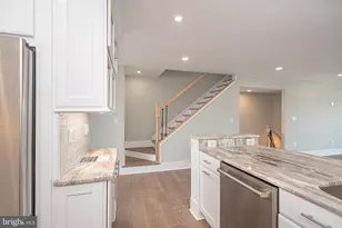 403 14th St, Ocean City, MD 21842 - Photo 18