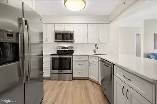 13100 Coastal Hwy, Ocean City, MD 21842 - Photo 18