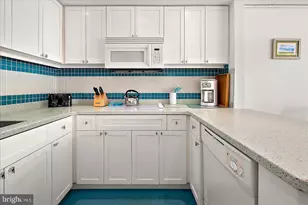 3001 Atlantic Ave, Ocean City, MD 21842 - Photo 20