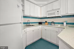 3001 Atlantic Ave, Ocean City, MD 21842 - Photo 18