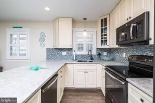 12804 Assawoman Dr, Ocean City, MD 21842 - Photo 10