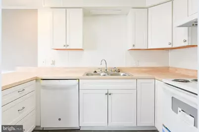 12102 Assawoman Drive #310B, Ocean City, MD 21842 - Photo 2
