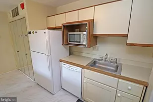 400 141st St, Ocean City, MD 21842 - Photo 24