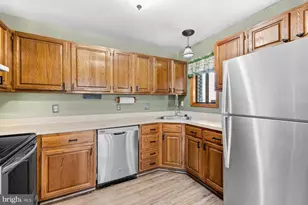 13 Sloop Ln, Ocean Pines, MD 21811 - Photo 10