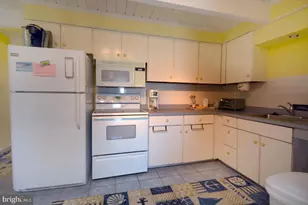 7401 Atlantic Ave, Ocean City, MD 21842 - Photo 14