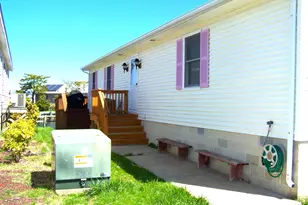 112 Sea Breeze Dr, Ocean City, MD 21842 - Photo 2