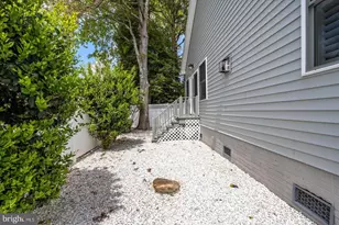 13905 Lighthouse Ave, Ocean City, MD 21842 - Photo 6