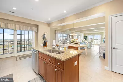 301 14th Street #409, Ocean City, MD 21842 - Photo 4