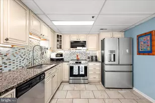 8105 Atlantic Ave, Ocean City, MD 21842 - Photo 22