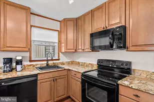 12806 Assawoman Dr, Ocean City, MD 21842 - Photo 10