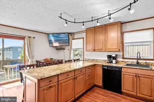 12806 Assawoman Dr, Ocean City, MD 21842 - Photo 8