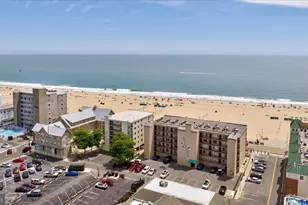 301 Atlantic Ave, Ocean City, MD 21842 - Photo 44