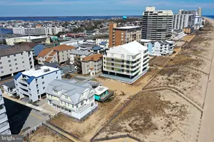 8305 Atlantic Ave, Ocean City, MD 21842 - Photo 16