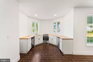 10313 Thirty Knots Ln, Berlin, MD 21811 - Photo 16