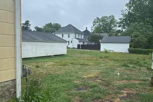 210 7th St, Pocomoke City, MD 21851 - Photo 2