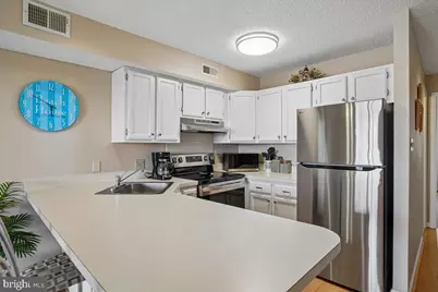 204 33rd Street #30302, Ocean City, MD 21842 - Photo 4