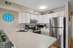 204 33rd St, Ocean City, MD 21842 - Photo 4