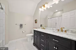 11409 Maid at Arms Ln, Berlin, MD 21811 - Photo 56