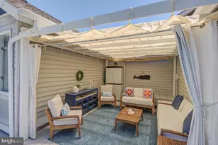 1 E Mallard Dr, Ocean Pines, MD 21811 - Photo 2