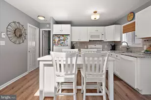 14405 Lighthouse Ave, Ocean City, MD 21842 - Photo 16