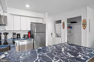 204 33rd St, Ocean City, MD 21842 - Photo 6