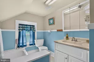 201 6th St, Pocomoke City, MD 21851 - Photo 32