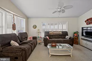 208 Timberline Cir, Berlin, MD 21811 - Photo 6