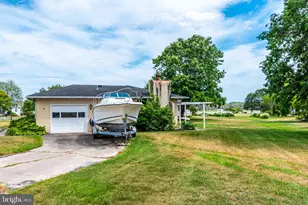 2 Heron Isle Ct, Ocean Pines, MD 21811 - Photo 2