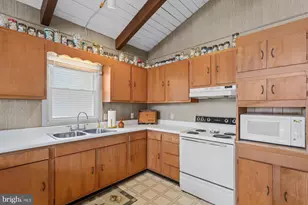 13 79th St, Ocean City, MD 21842 - Photo 8