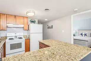 302 32nd St, Ocean City, MD 21842 - Photo 12