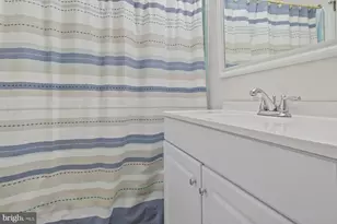 105 120th St, Ocean City, MD 21842 - Photo 32