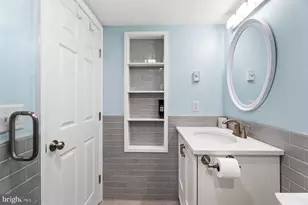 13 44th St, Ocean City, MD 21842 - Photo 32