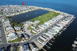 511 Harbour Dr, Ocean City, MD 21842 - Photo 2