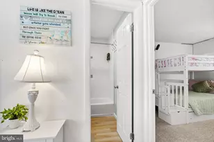 7901 Atlantic Ave, Ocean City, MD 21842 - Photo 18