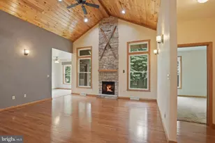 34 Harrington Way, Greensburg, PA 15601 - Photo 4