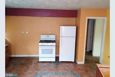 321 Hill Street, Belle Vernon, PA 15012 - Photo 2