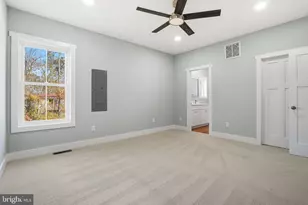 7921 East Side Rd, Chincoteague Island, VA 23336 - Photo 16