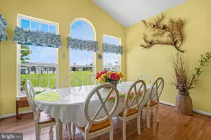 37292 Long Boat Ct, Greenbackville, VA 23356 - Photo 20