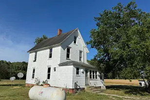 7382 Bullbegger Rd, Oak Hall, VA 23416 - Photo 4