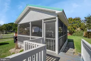 3189 Ridge Rd, Chincoteague Island, VA 23336 - Photo 22