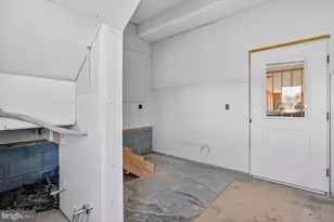 8005 Hickman Farm Rd, Wallops Island, VA 23337 - Photo 12