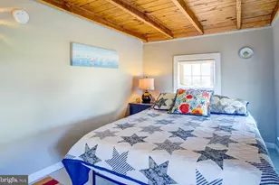 4406 Main St, Chincoteague Island, VA 23336 - Photo 36