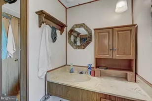 5372 McCleary Dr, Chincoteague Island, VA 23336 - Photo 18