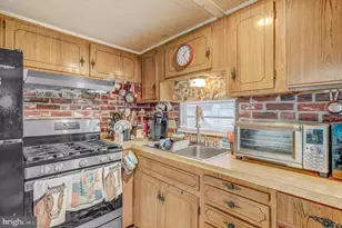 5372 McCleary Dr, Chincoteague Island, VA 23336 - Photo 12