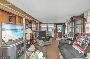 5372 McCleary Dr, Chincoteague Island, VA 23336 - Photo 4