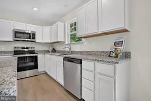 3238 Amidship Dr, Greenbackville, VA 23356 - Photo 12