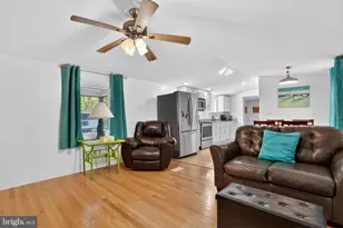 33238 Evergreen Dr, New Church, VA 23415 - Photo 8