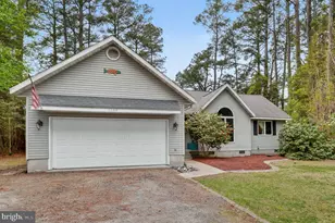 3104 Captains Corridor, Greenbackville, VA 23356 - Photo 2