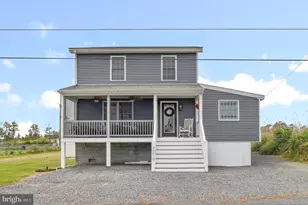 7210 Bunting Rd, Chincoteague Island, VA 23336 - Photo 2